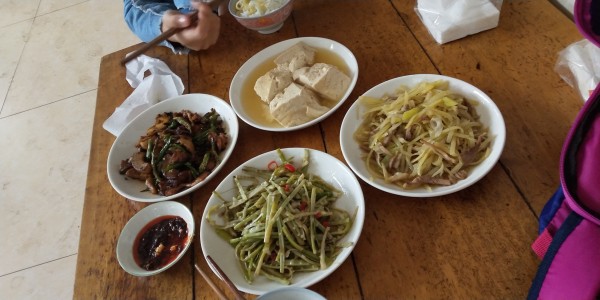 萬家炊上市，機遇與挑戰(zhàn)并存的時刻