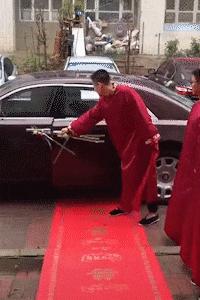 極品小保安的逆襲，學(xué)習(xí)成長與自信成就之路