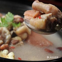 洪湖蓮藕最新批發(fā)價新鮮到貨，火熱搶購中！